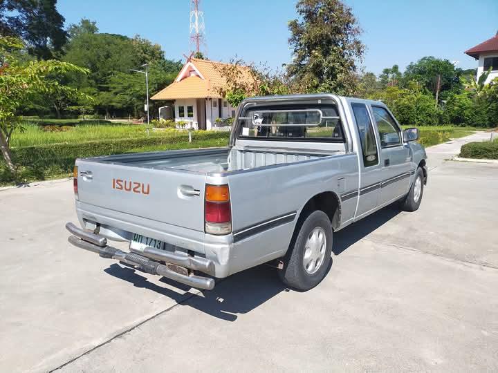 Isuzu TFR ปี 1995 3