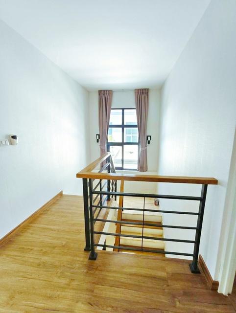 วงแหวน-จตุโชติ รร.สารสาสน์วิเทศสายไหม 1.6 กม. รพ.สายไหม 1.8 กม. ให้เช่าบ้าน 2 ชั้น 60 ตร.วา. 240 ตร.ม. 4นอน 5 น้ำ ตลาดวง 6