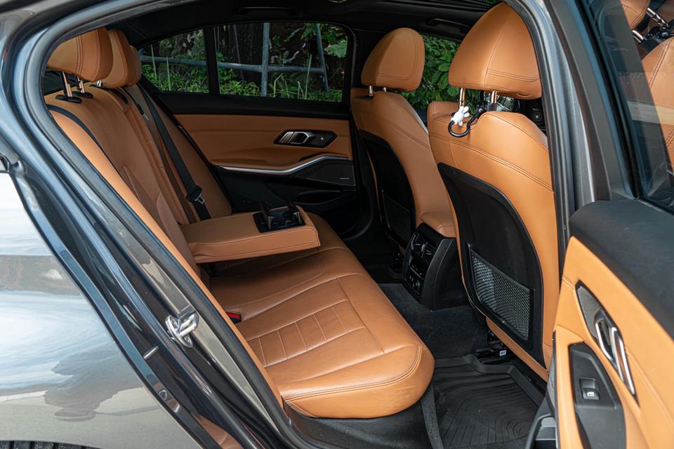 (แจ้งรหัสรถ CBL342) BMW 330e G20 2.0 M Sport AT 2021 รูปที่ 18