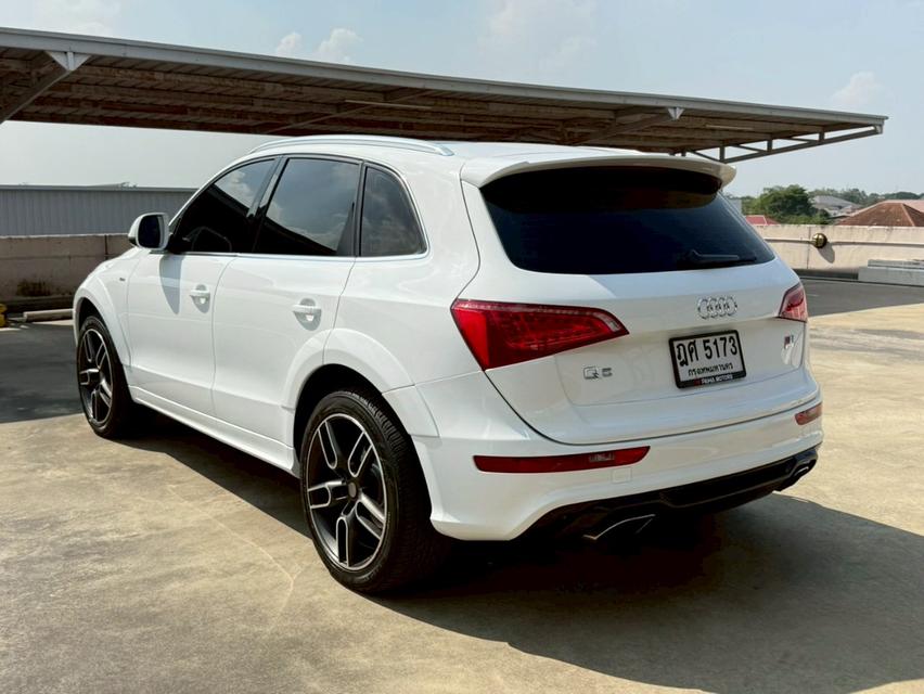 AUDI Q5 2.0L Turbo TFSi Quattro พร้อมชุดแต่ง "Caratere" รอบคัน 7AT Tronic S-Line (AWD) 8