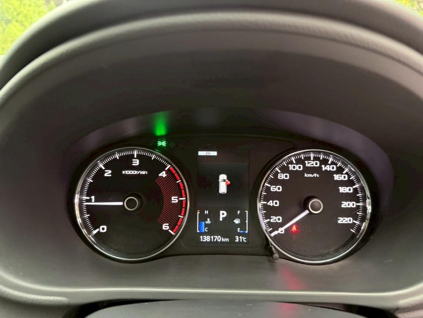 Pajero 2.4 GT Premium  NAVI 4WD ปี2017  สีน้ำตาล ดีเซล  18