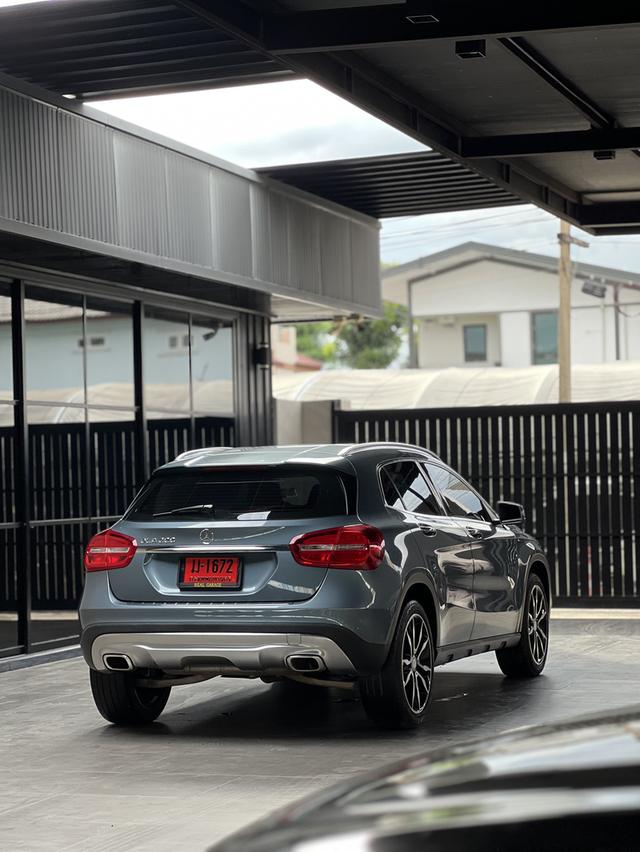 Benz GLA200 Urban 11