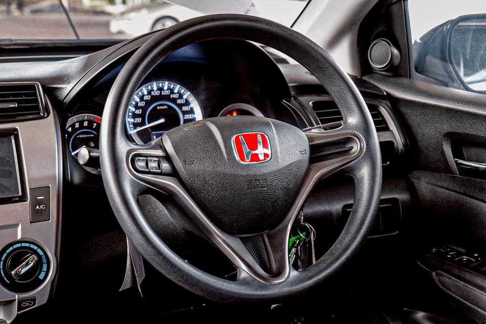 HONDA CITY 1.5 V A/T ปี 2012 8