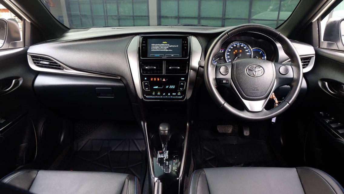 รหัสรถ KN9556 TOYOTA YARIS ECO 1.2 รุ่น SPORT 2022 13