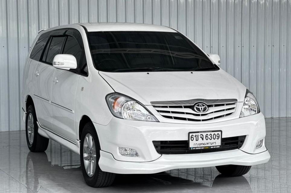 Toyota Innova 2.0G เบนซิน เกียร์ออโต้  ปี2010