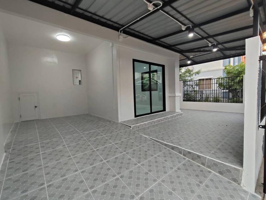 หมู่บ้านพฤกษา 49/1   4