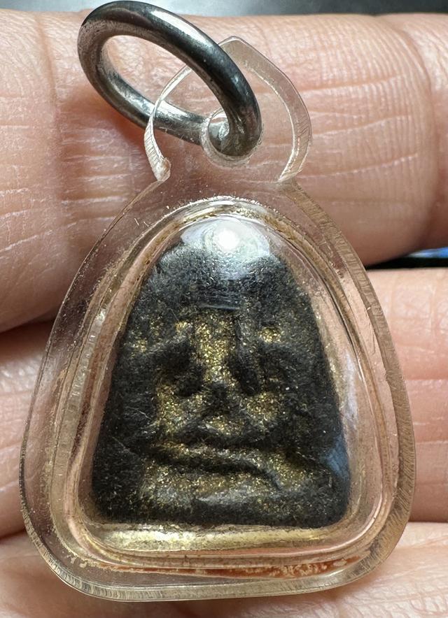 พระปิดตา เนื้อผงคลุกรักหลังแบบพิมพ์เล็ก เก่า รูปที่ 6