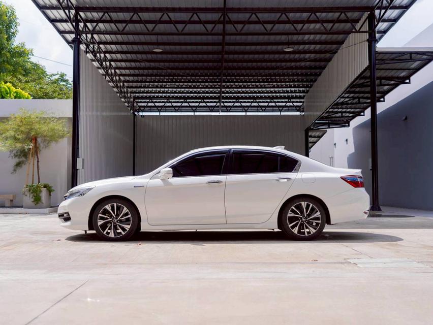 Honda Accord 2.0Hybrid Tech ปี17