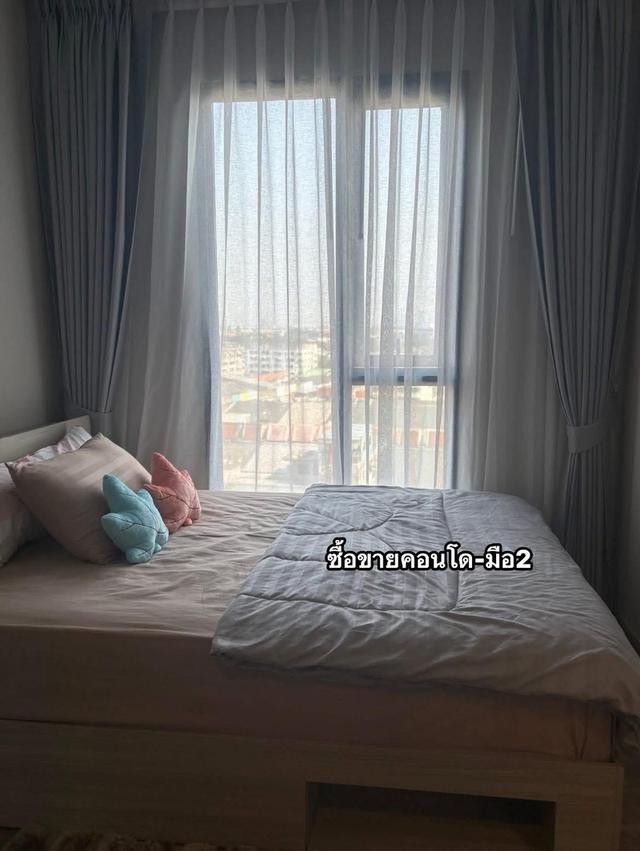 ปล่อยเช่า 8500 บาท พลัมนิวเวส เฟส3  วิวเมืองชั้น9- ทีวี- ตู้เย็น- ไมโครเวฟ- เครื่องทำน้ำอุ่น - เตียง+ที่นอน 5ฟุต- โซฟามีครบ ถือกระเป๋าเข้าอยู่ได้เลย 3