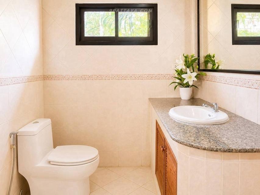 For Rent — Cherry Blossom 1 Pool Villa near Mabprachan Lake Land size: 100 sq.wah• 3 bedrooms• 3 bathrooms• Private swimming pool 3