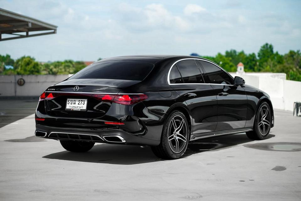 ✨Mercedes-Benz E220d AMG Line ปี 2024 สีดำ พร้อมวารันตีถึง 2027 รูปที่ 8