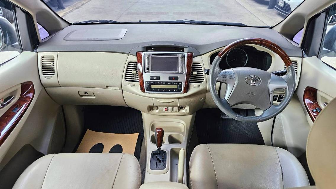ขายรถ Toyota innova 2.0V ปี 2013 สีดำ เกียร์ออโต้ รูปที่ 8