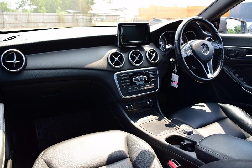 ขาย BENZ CLA-180 ปี2014 ราคาเพียง 420000 บาท เกียร์แพดเดิ้ลชิฟ รถสวยเบาะหนังไฟฟ้าคู่หน้า แอร์ฉ่ำมากๆ เครื่องนิ่มช่วงล่างแน่น โทร0957401229 ไลน์ UTBP รูปที่ 11