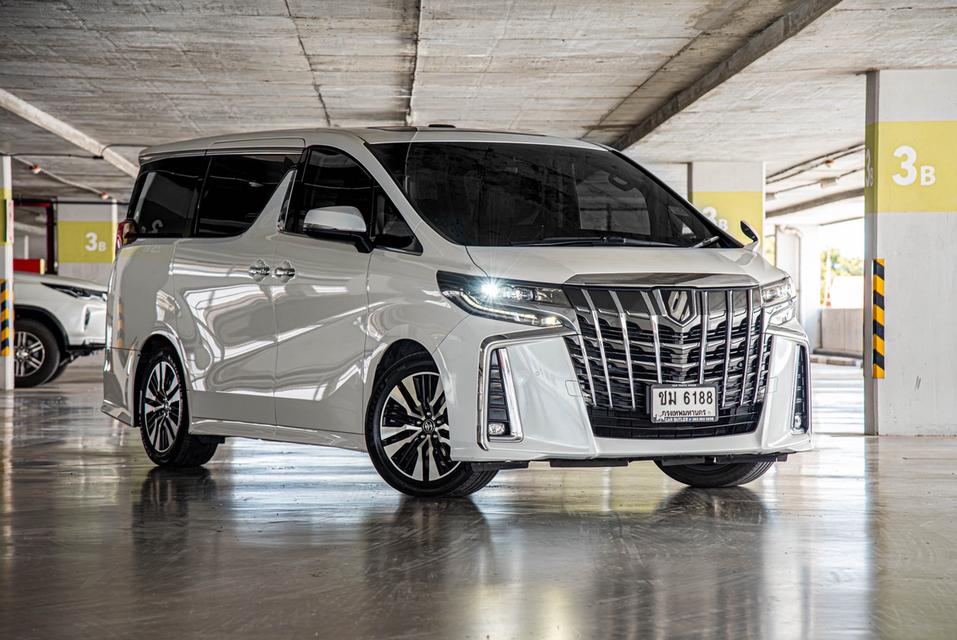 Toyota ALPHARD 2.5 SC-Package AT 2023 (ขข 8488 ใส่ ชม 6188 ถ่าย ไม่ให้เลขป้ายทะเบียน)ไมล์ 88,xxx km. !!! รา รูปที่ 3