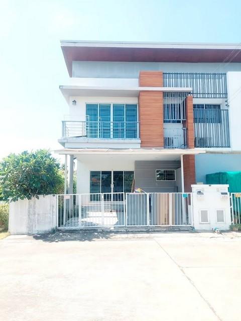 PP457 ขายทาวน์เฮ้าส์ 2 ชั้น โครงการ เนอวานา คลัสเตอร์ รามคำแหง 16