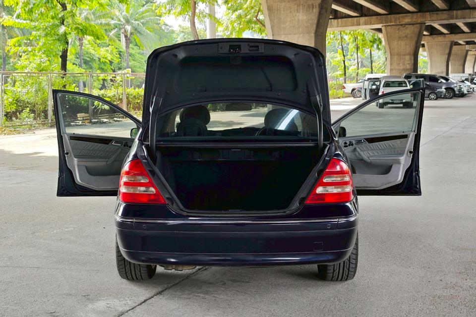 ขายด่วน! Mercedes-Benz C200 ML W203 AT ปี 2003 รถสวย สภาพดี พร้อมขับทันที! 8