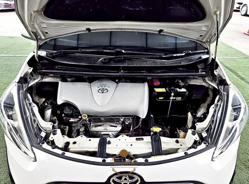 รถยนต์ toyota sienta 8