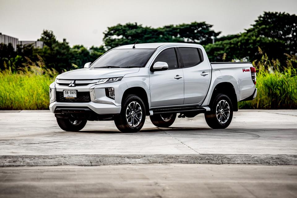 Mitsubishi Triton 2.4GT ปี19
