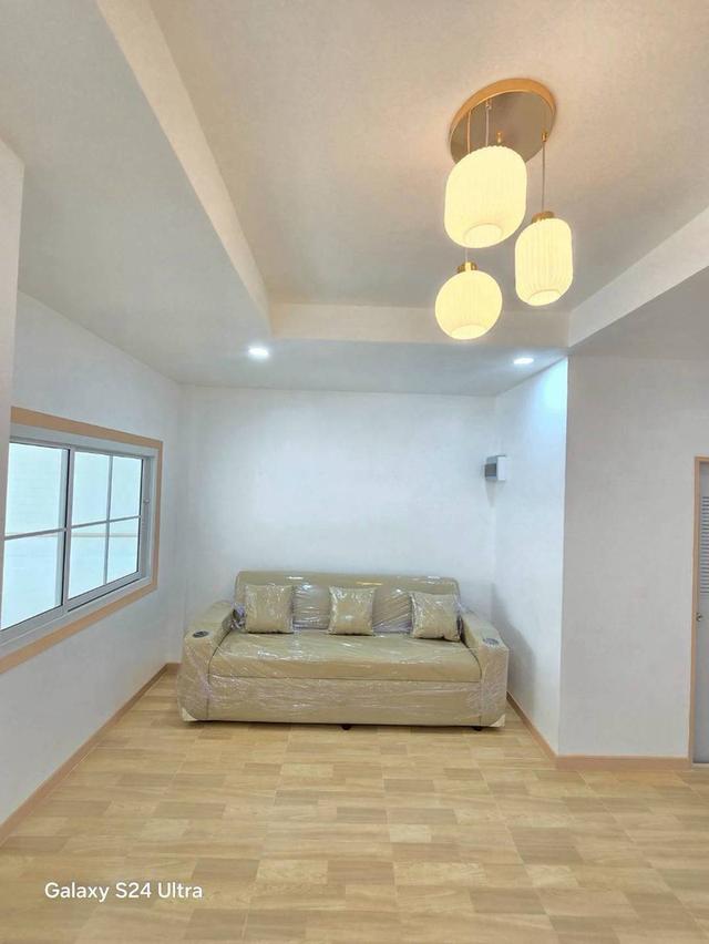 หมู่บ้านรัตนาวดี  จันทร์ทองเอี่ยม ทาวน์เฮาส์ 2 ชั้น ตกแต่งใหม่พร้อมอยู่ใกล้เซ็นทรัลเวตเกส ทำเลรถไฟฟ้าMRT เข้าออกได้ 2 ทาง ถนนกาญจนาภิเษกและแยกบางพลู 8