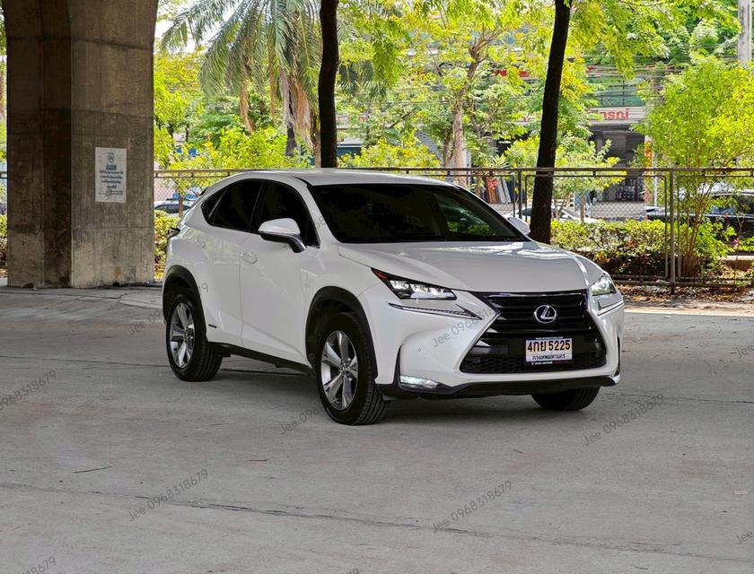 LEXUS NX300h Grand Luxury FF Black ปี 2015