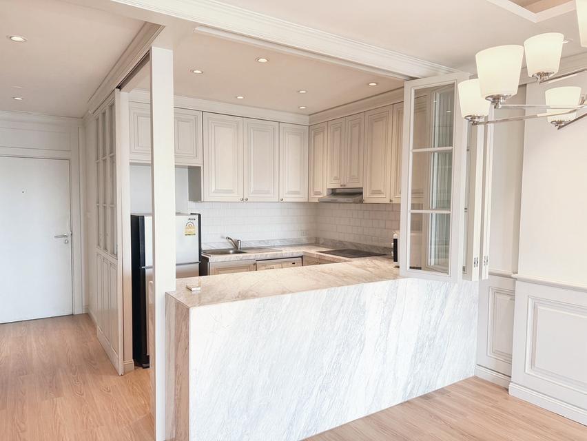 คอนโด สาธรการ์เด้น ชั้น 18 5