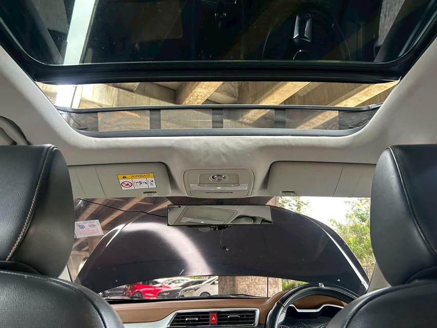 ขายรถ MG ZS 1.5X sunroof ปี 2018 สีดำ เกียร์ออโต้ 15