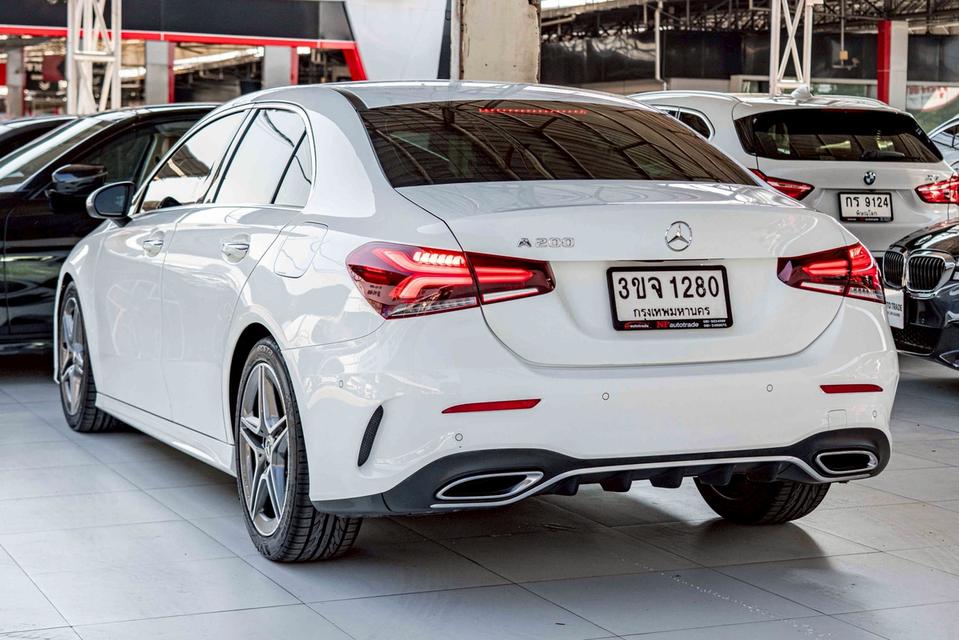 รหัสรถ NP1280 รุ่นรถ : BENZ A200 AMG ปีรถ : 2020 12