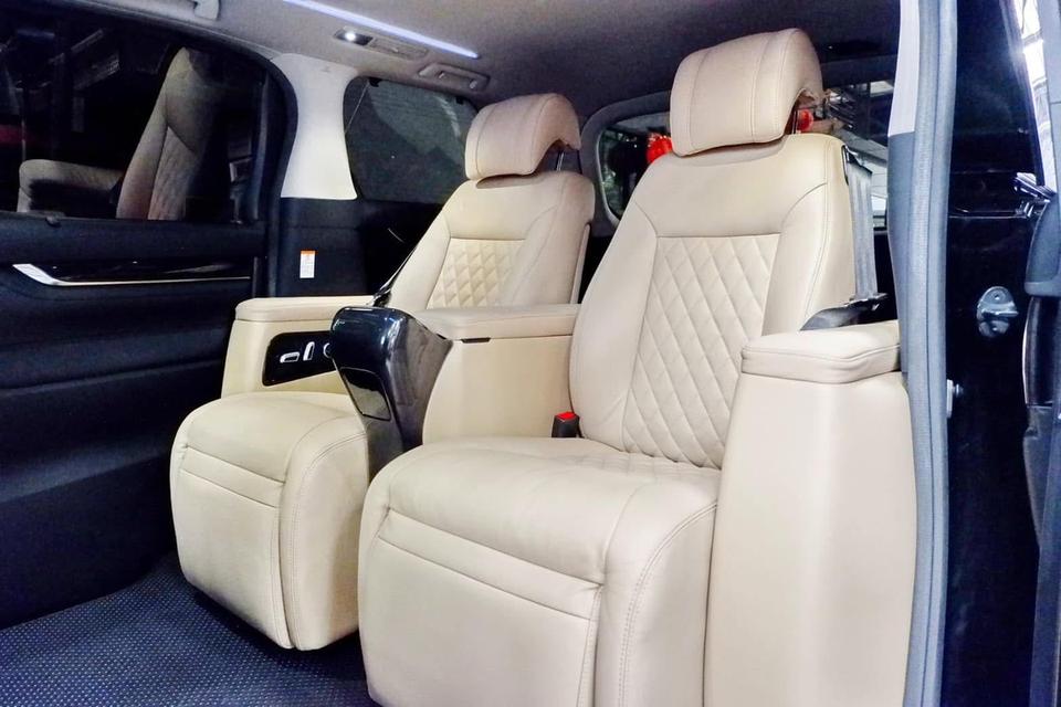 TOYOTA ALPHARD 2.5 SC Package ปี 2019 ไมล์ 150000 km 15