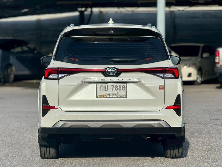 Toyota Veloz 1.5 Premium  ปี2022 จดทะเบียน 2023  สีขาว รถมือเดียว สีขาวมุก  7 ที่นั่ง ไม่เคยมีอุบัติเหตุหนักใดใดทั้งสิ้น 3