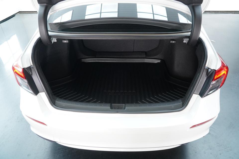 HONDA Civic 2.0 e:HEV RS  A/T ปี 2023 สี ขาว รูปที่ 15