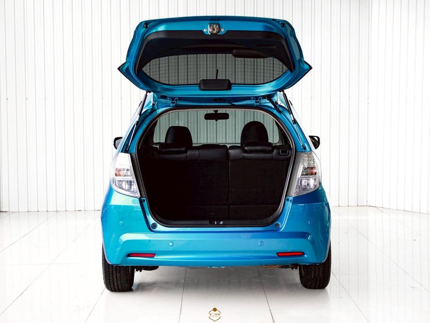 รถ Honda Jazz 9