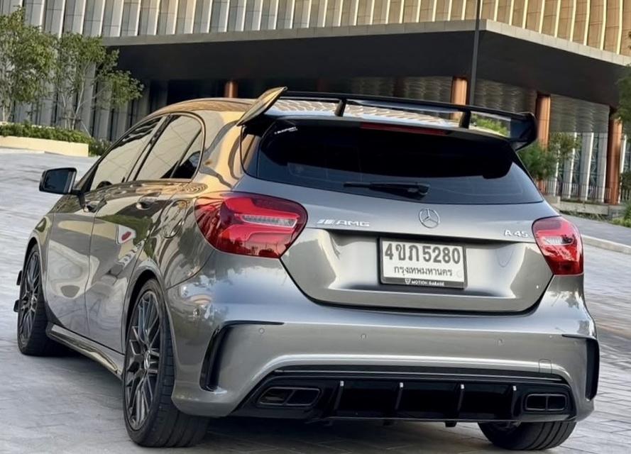 Mercedes-Benz A45 AMG 4Matic รูปที่ 2