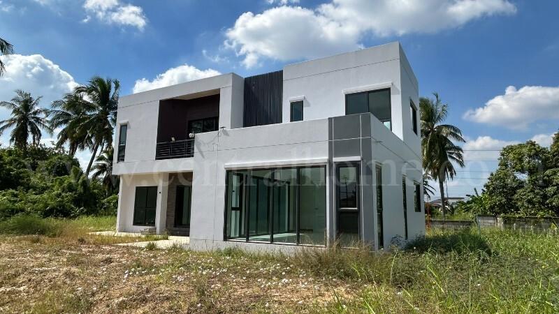 บ้านเดี่ยว พร้อมที่ดิน 1-2-52.4 ไร่ ติดถนนเพชรเกษม หนองโพ ราชบุรี 5