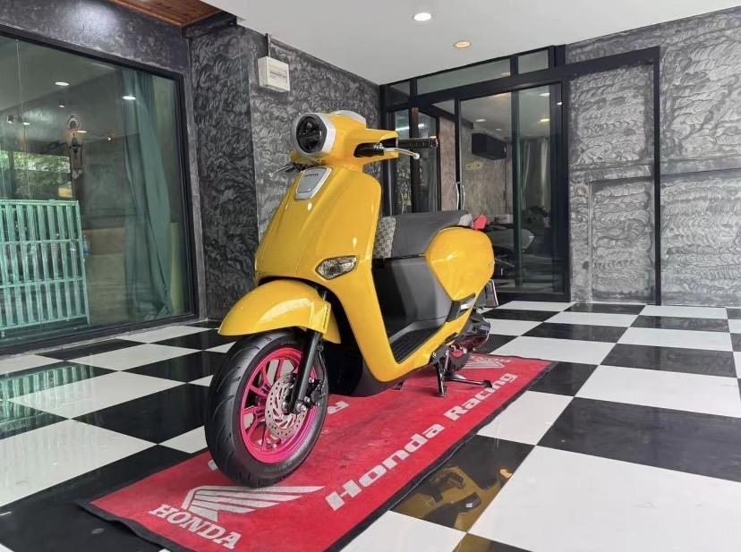 Honda Girono 125cc 2024