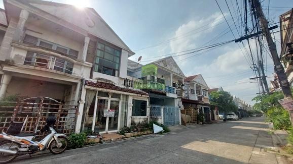 ขายทาวน์เฮ้าส์ หมู่บ้าน ธนวรรณ1 พหลโยธิน 52 สะพานใหม่ เนื้อที่ 19.40 ตร.ว ทำเลดี ราคาไม่แพง 5