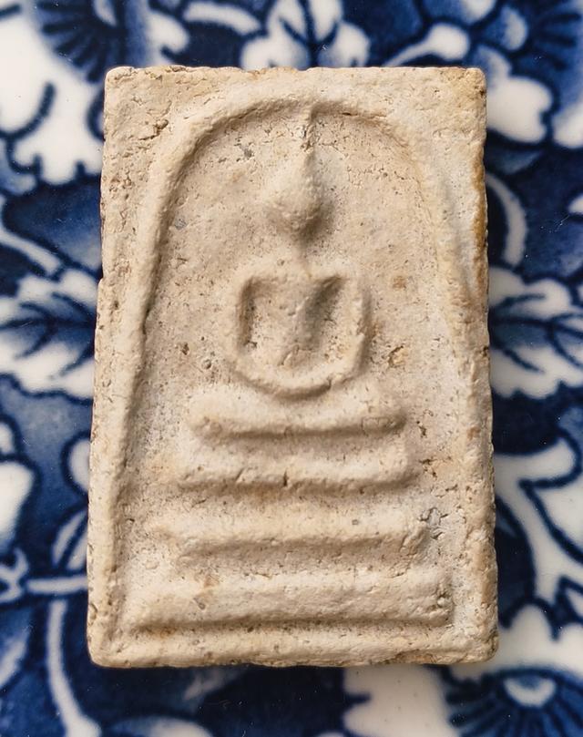 พระสมเด็จพิมพ์ใหญ่เนื้อเก่าค่ะ