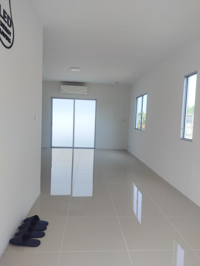 หมู่บ้านจัดสรร อสังหาริมทรัพย์ 4