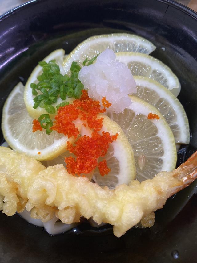 ข้าวหน้ากุ้งเทมปุระะ