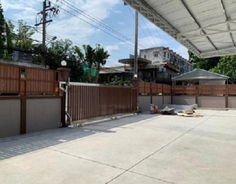 ให้เช่าโกดังพร้อมสำนักงาน ซอยเทพารักษ์ เข้าซอยไม่ลึก 500 เมตร / ใกล้ทางด่วน วงแหวน กาญจนาภิเษก / พื้นที่โกดัง 1870 ตารางเมตร  3
