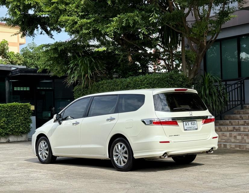 2013 HONDA ODYSSEY 2.4 AUTO รถมือเดียวออกป้ายแดง รถวิ่งน้อยเพียง 110,000 กม เข้าศูนย์ตามระยะ รถไม่เคยมีอุบัติเหตุครับ รูปที่ 5
