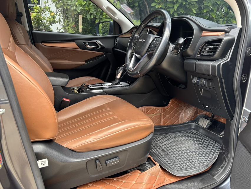 ปี2021 ISUZU MU-X ELEGANT AUTO รอง TOP มือเดียวออกห้าง