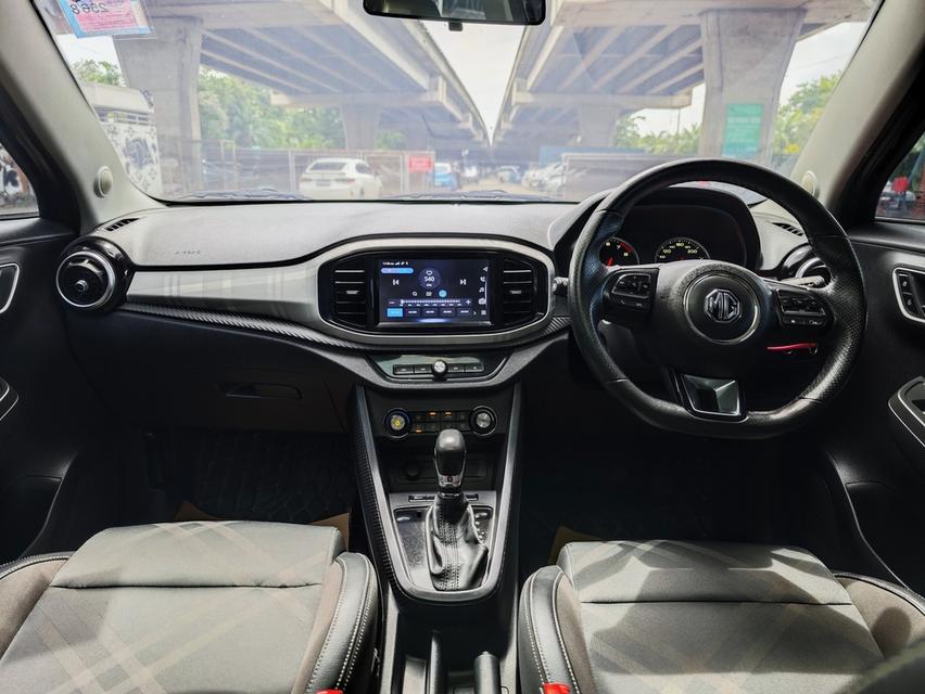 MG3 1.5 V Sunroof AT ปี 2019 5