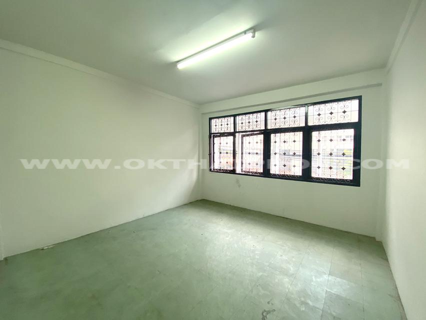 อาคารพาณิชย์ 3 ชั้น ถ.ติวานนท์ เมืองนนทบุรี 7