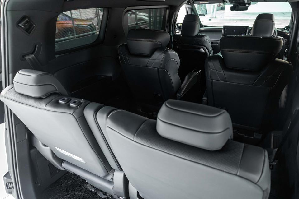 Toyota Vellfire 2.4 Z Premier ปี 2024 สีขาว รถเจ้าของเดียว ใช้งานมาไม่เยอะ รูปที่ 12