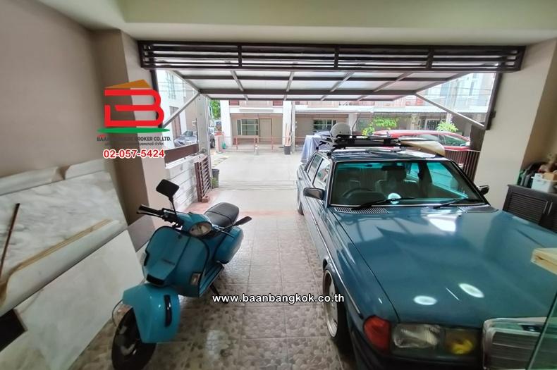 ทาวน์โฮม โครงการ พรีเมี่ยม เพลส 3 เอกมัย-รามอินทรา เนื้อที่ 22 ตรว ใกล้ตลาดนัดเลียบด่วนรามอินทรา แขวงนวลจันทร์ เขตบึงกุ่ม กรุงเทพมหานคร 2