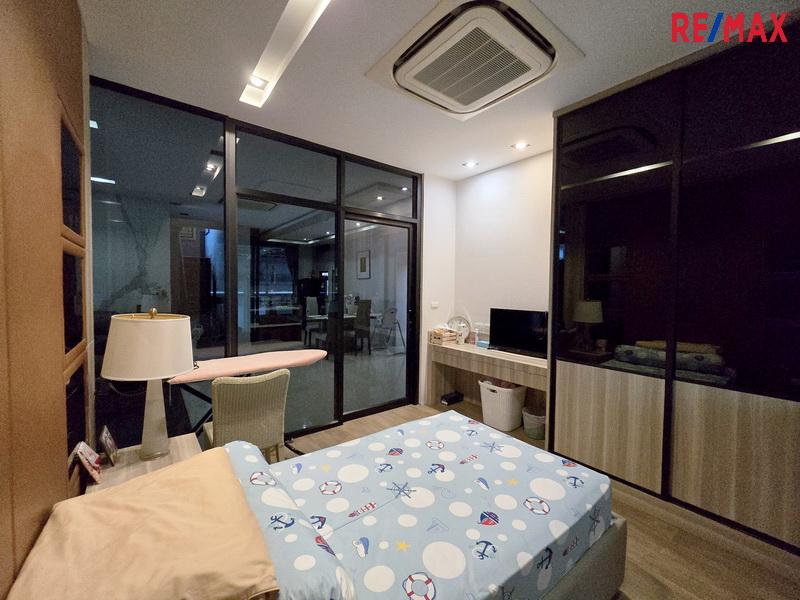 ขายบ้านเดี่ยว แกรนด์ บางกอก บูเลอร์วาร์ด สาทร ถ.กัลปพฤกษ์ บางแค 70.1 ตร.ว.  ขายต่ำกว่าทุน   10