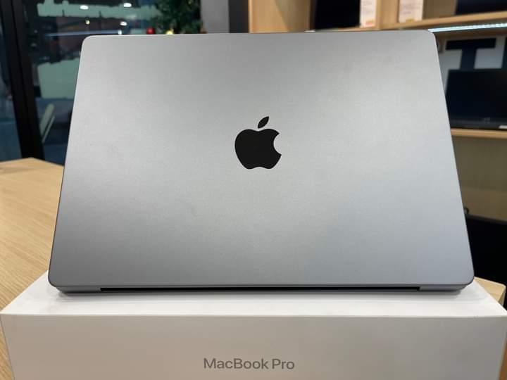 ขายด่วน MakBook Pro (14-inch, M3, Nov 2023) 3
