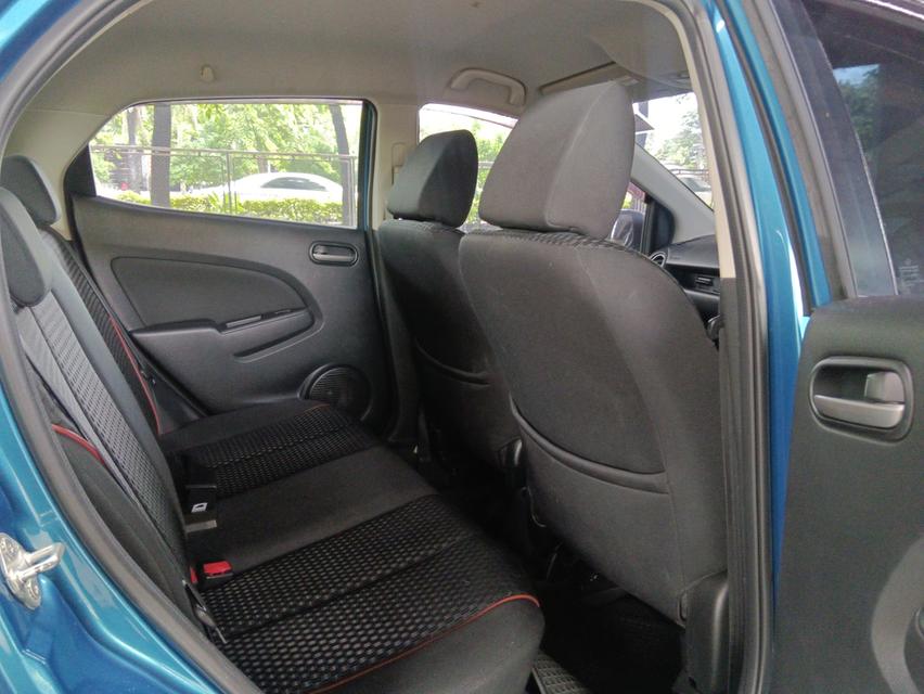 Mazda2 1.5 A/T 2012 16