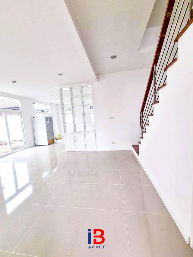 แรร์ไอเทม! บ้านเดี่ยว 3 ชั้น หมู่บ้านหลังสวน สาย 4 ดีไซน์หรู 9