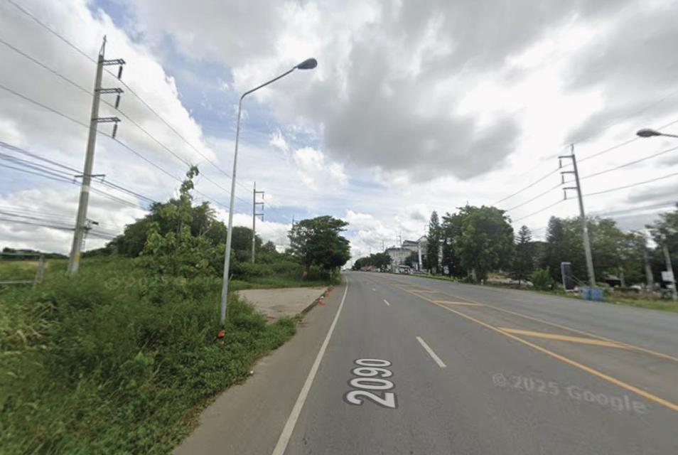 ขายที่ดินผืนงามใจกลางเขาใหญ่ ติดถนนหลักธนะรัชต์ (ทางหลวง 2090) 2